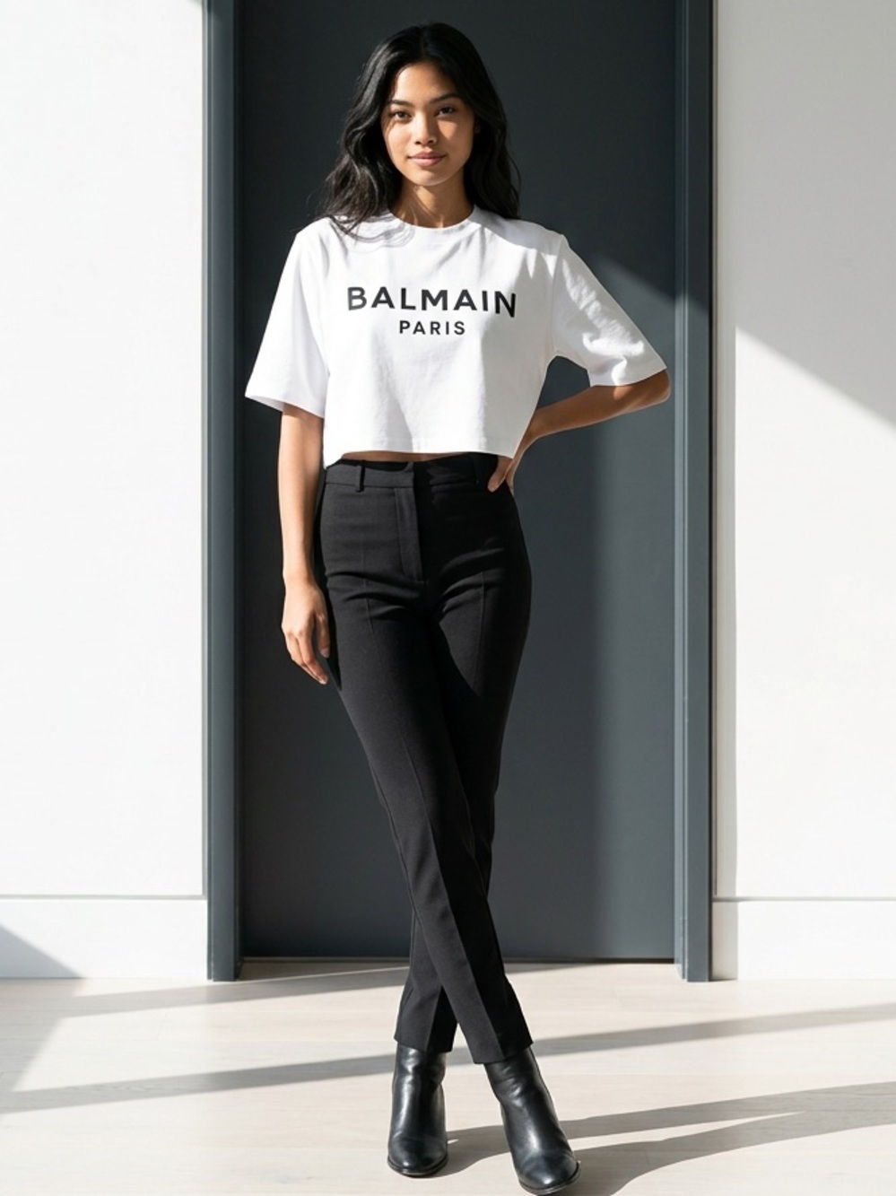 NWT*** Balmain Cropped Tee - XS